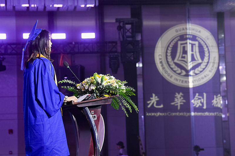QIN9100.jpg