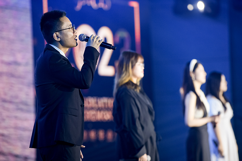 QIN9705.jpg